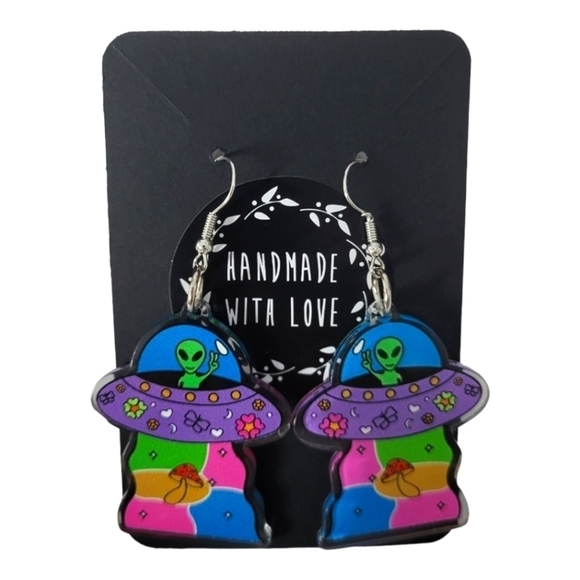 Handcrafted Humorous Alien Acrylic Earrings - Picture 2 of 3